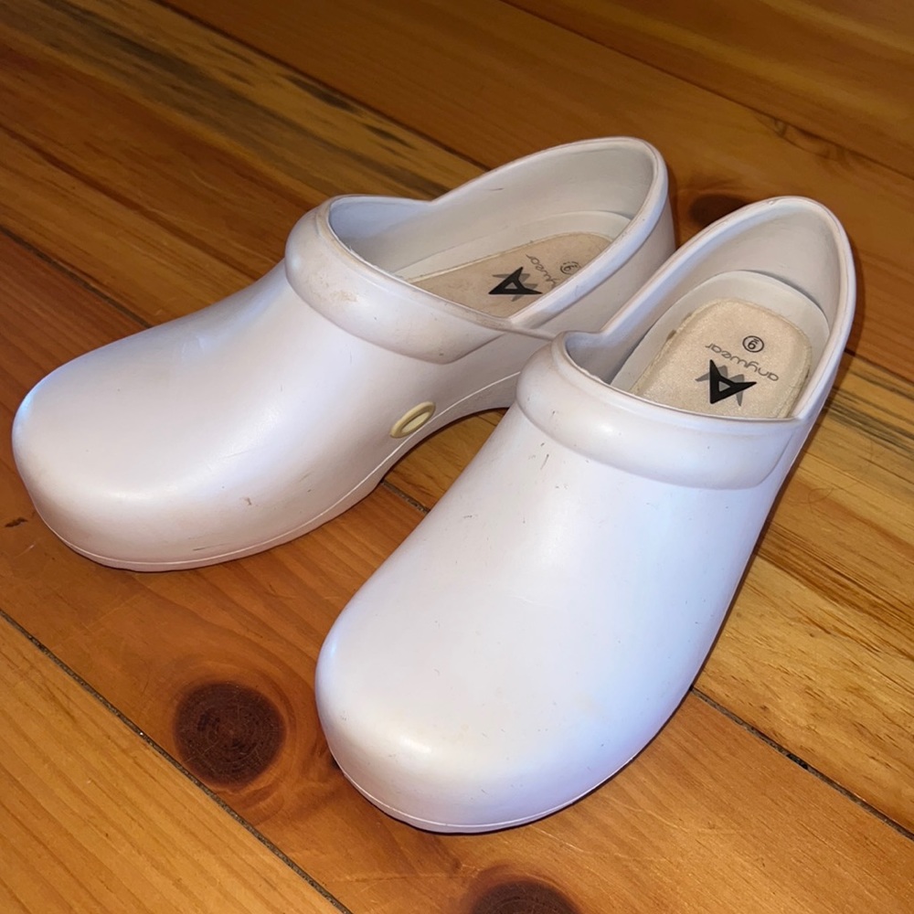 Nursing Shoes